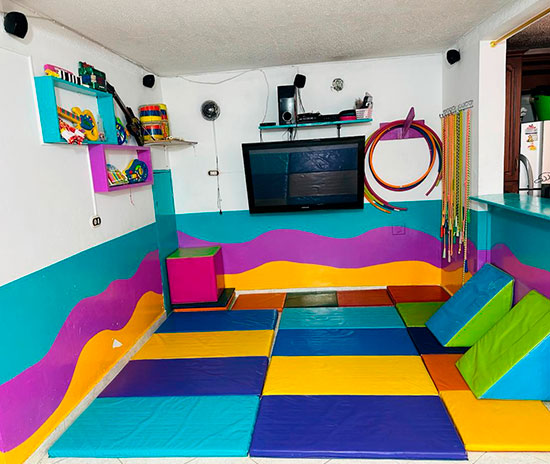 JARDÍN INFANTIL CORAZONCITOS FELICES